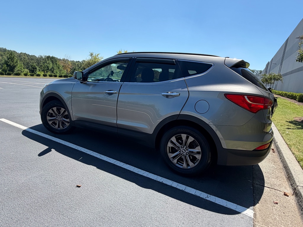 Photo 9 of this HYUNDAI SANTA FE SPORT