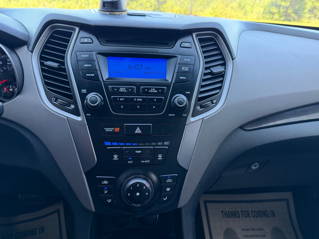 Photo 22 of this HYUNDAI SANTA FE SPORT