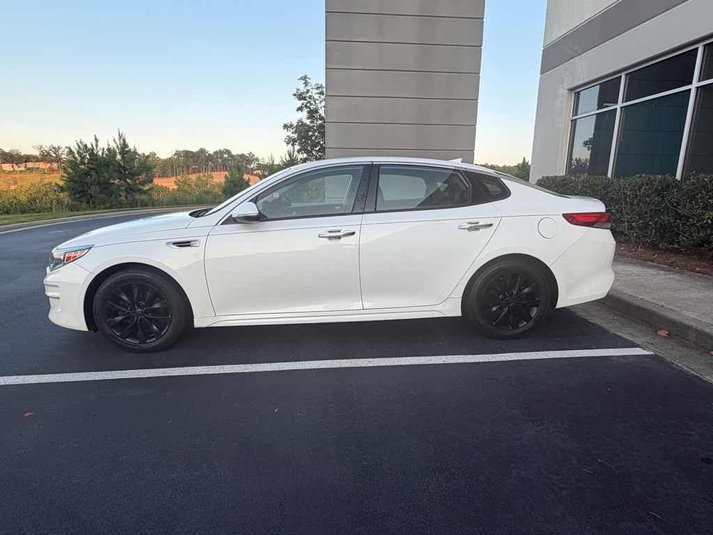 Photo 6 of this KIA OPTIMA