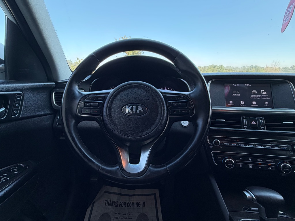 Photo 12 of this KIA OPTIMA