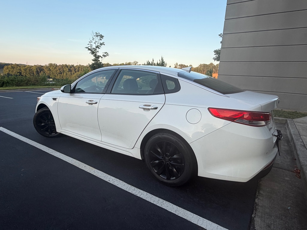 Photo 7 of this KIA OPTIMA
