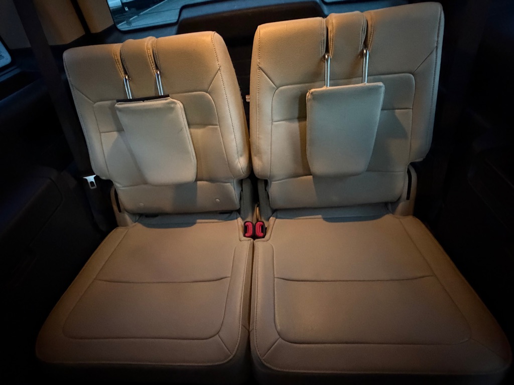 Photo 18 of this FORD FLEX