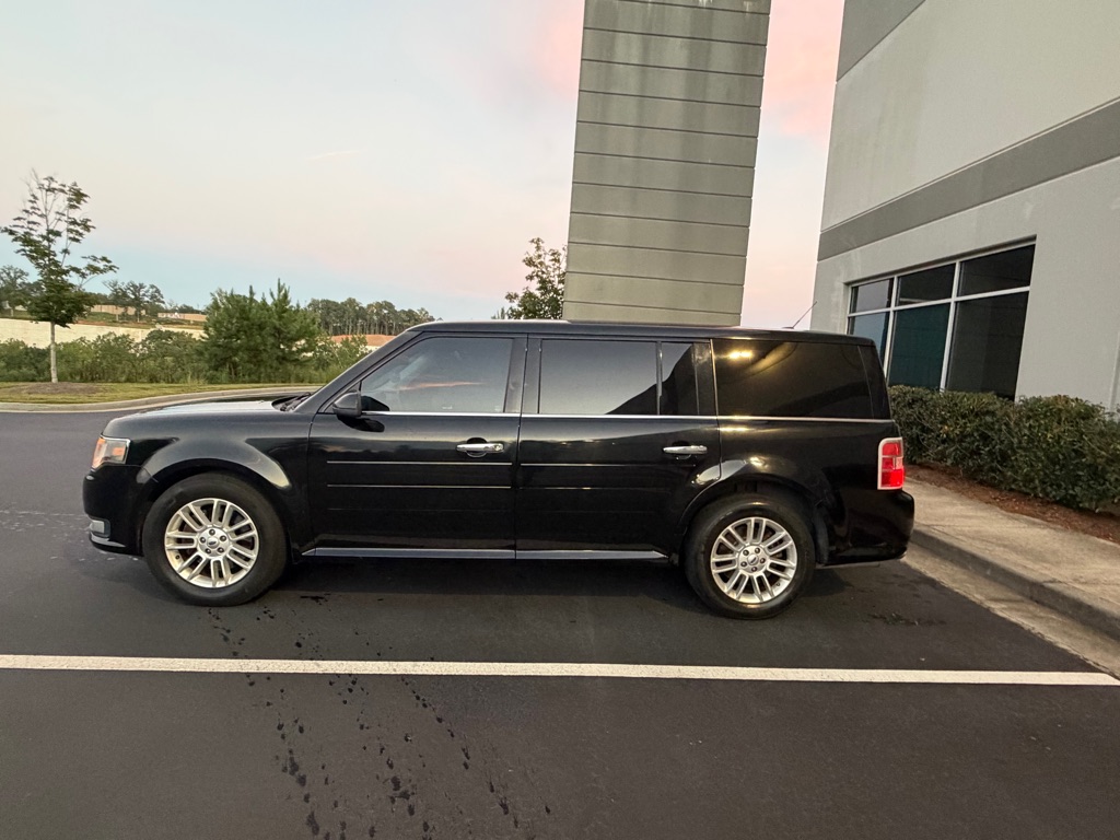 Photo 8 of this FORD FLEX
