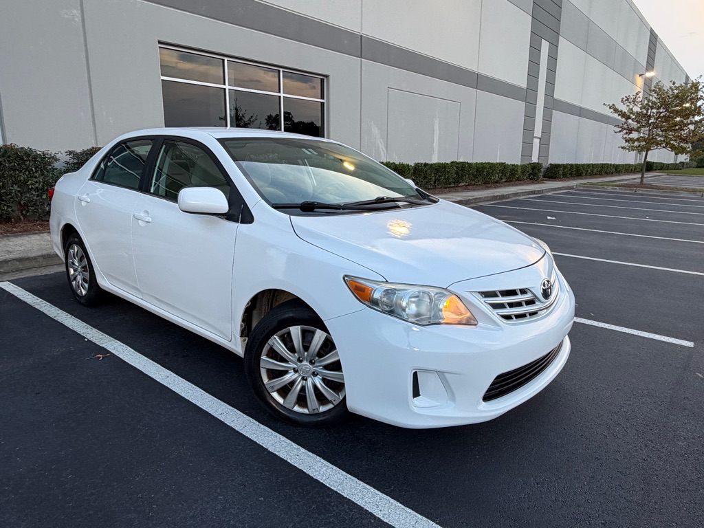 Photo 3 of this TOYOTA COROLLA