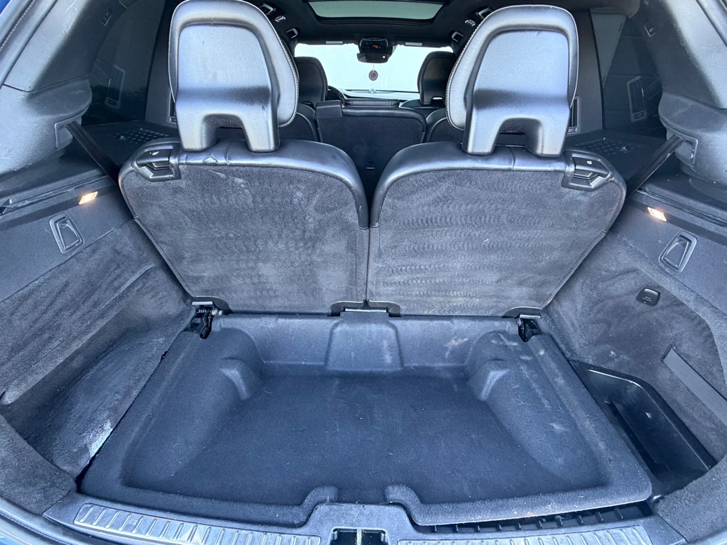 Photo 34 of this VOLVO XC90