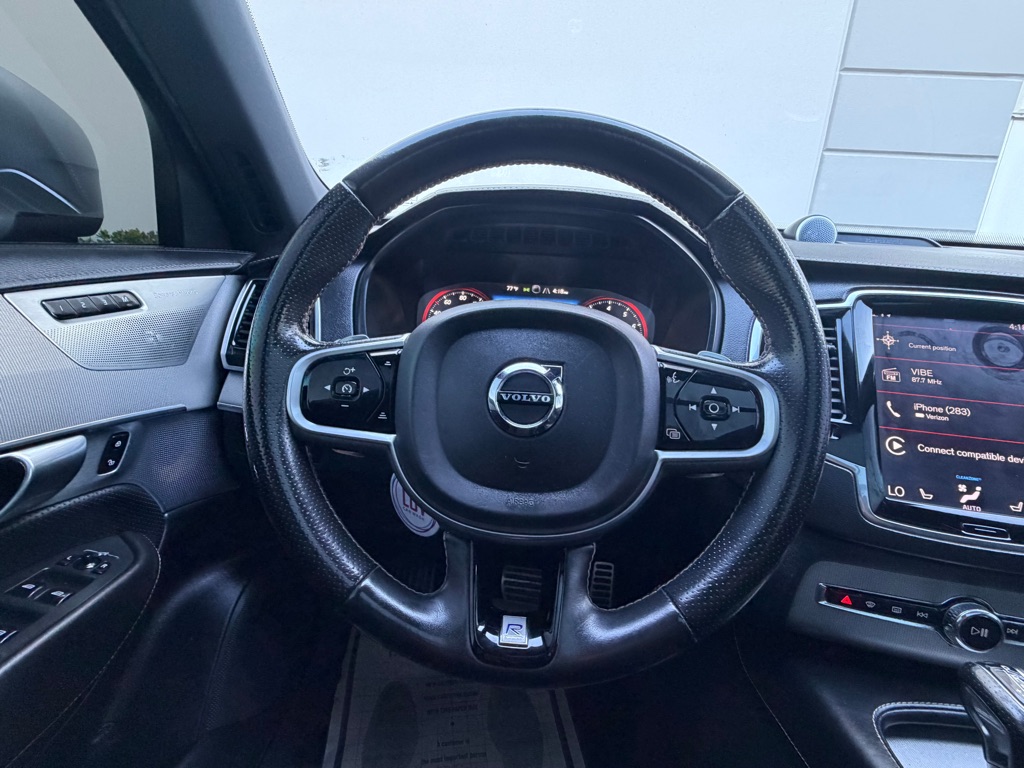 Photo 36 of this VOLVO XC90