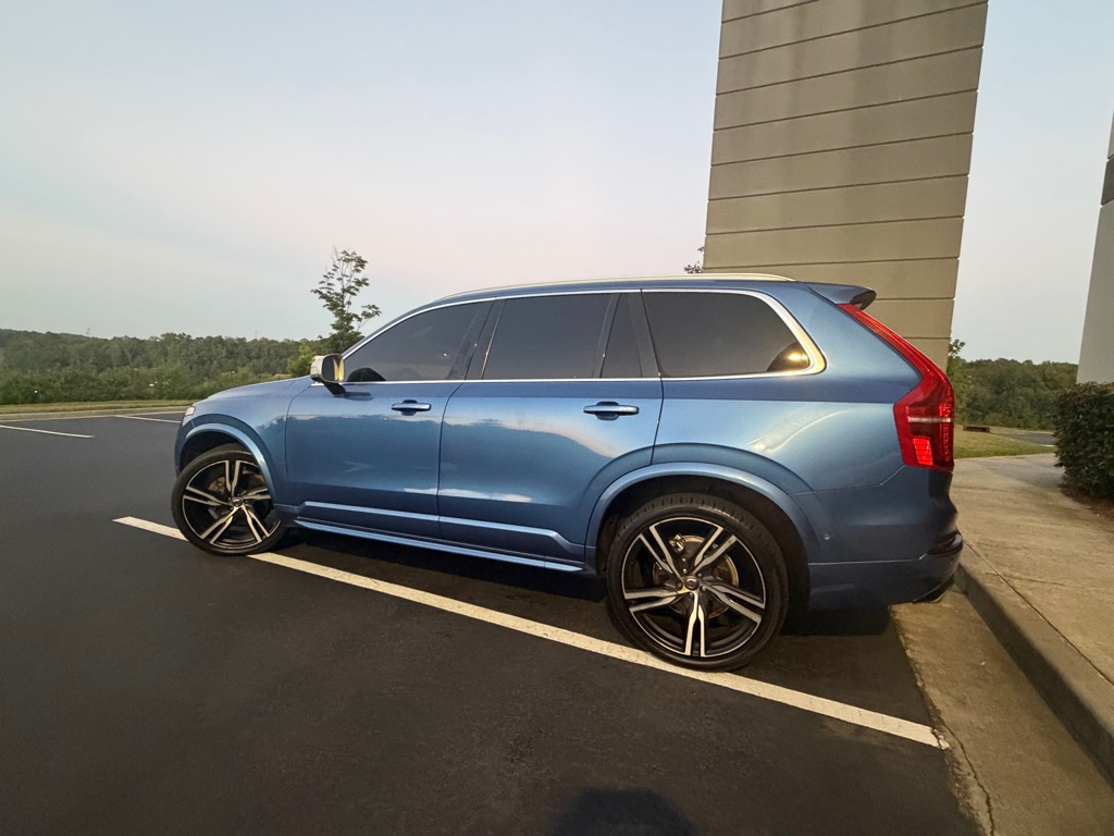 Photo 6 of this VOLVO XC90