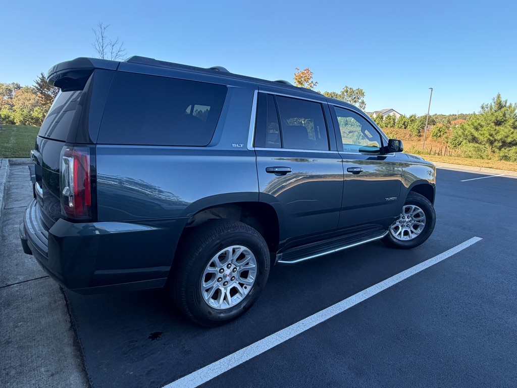 Photo 4 of this GMC YUKON