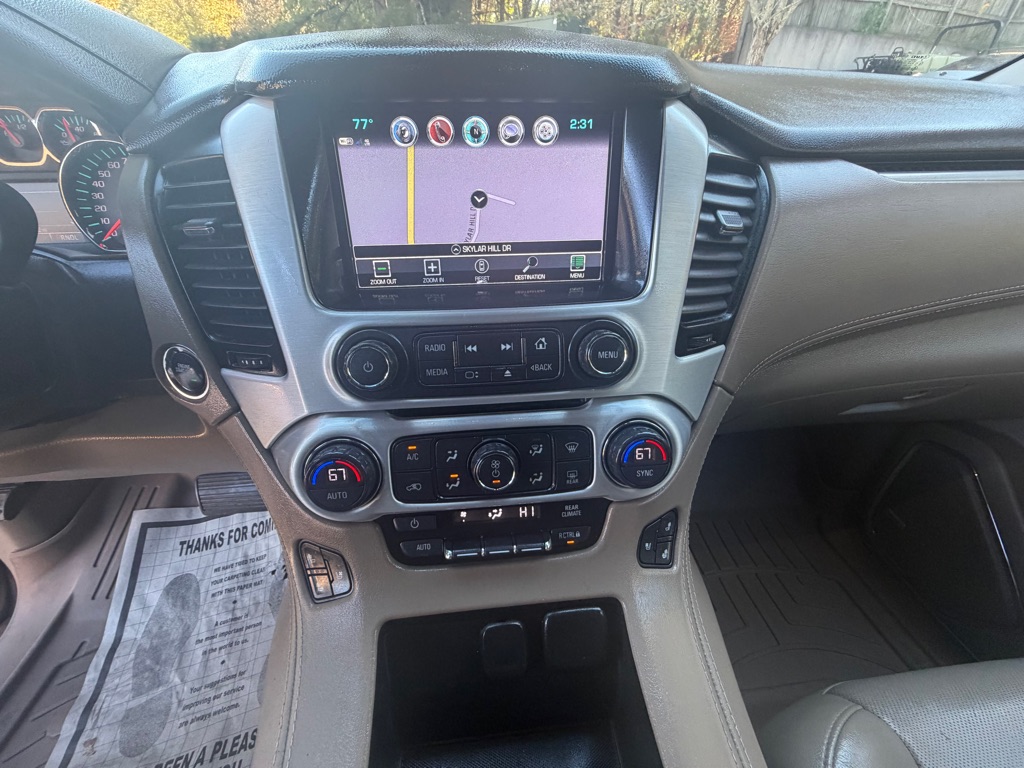 Photo 22 of this GMC YUKON