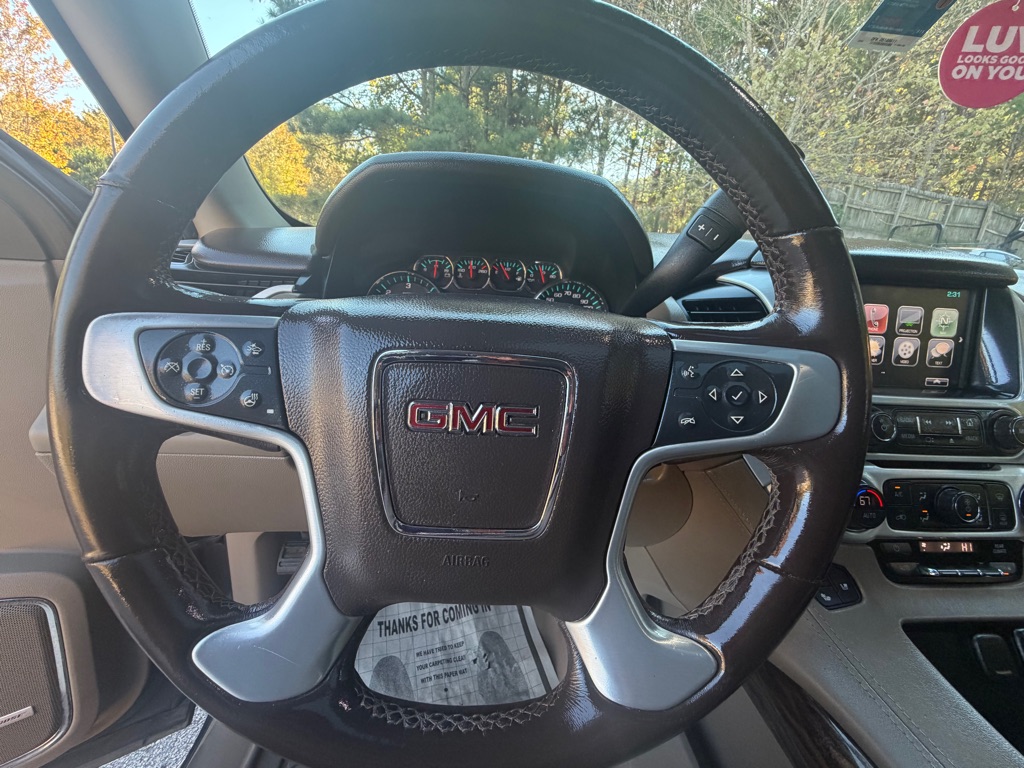 Photo 16 of this GMC YUKON