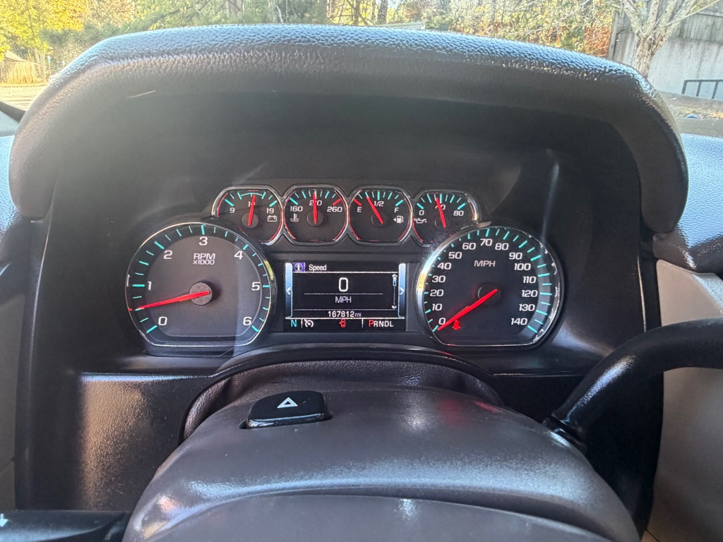 Photo 24 of this GMC YUKON