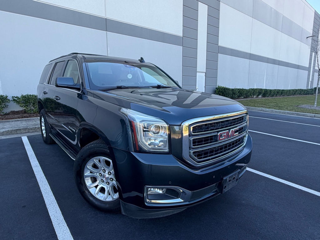 Photo 3 of this GMC YUKON