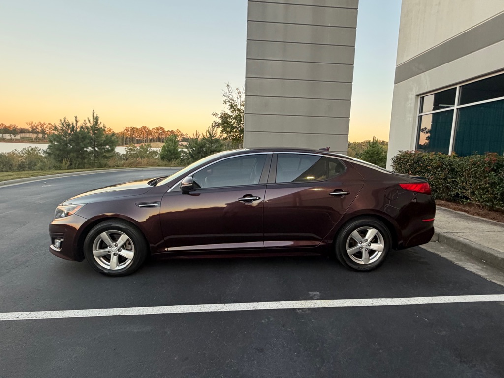 Photo 9 of this KIA OPTIMA