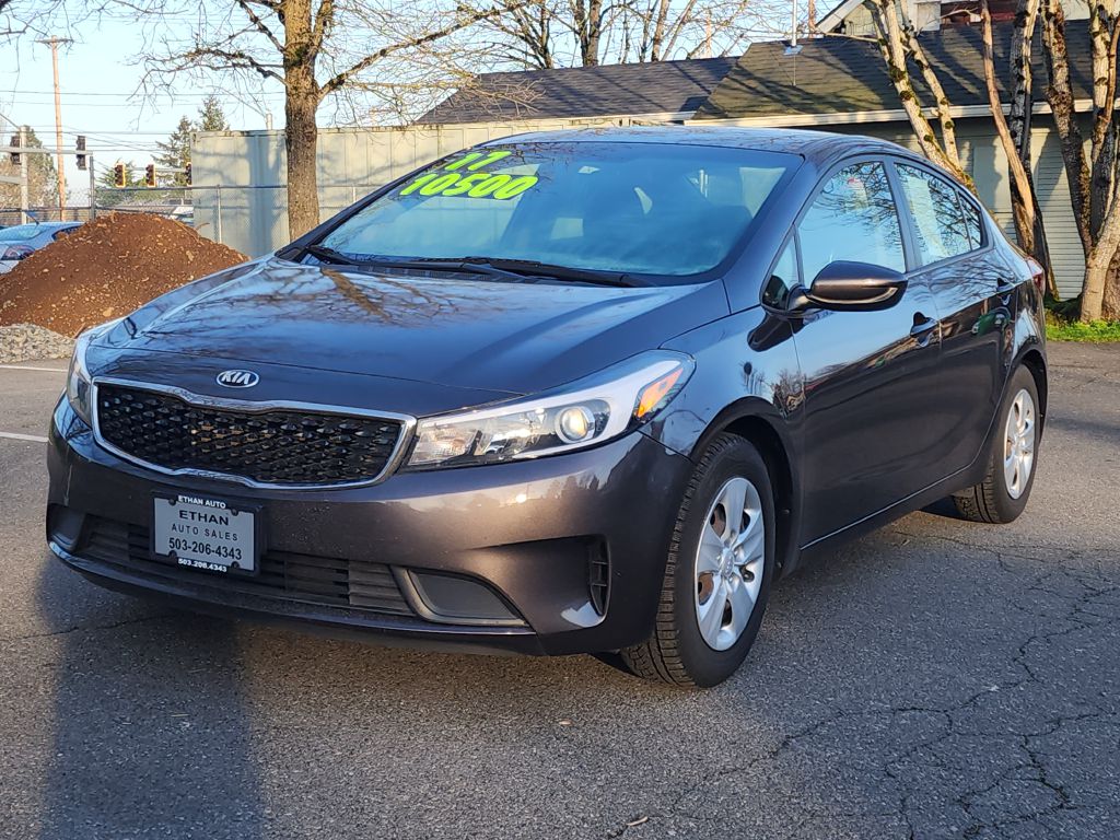 Photo 3 of this KIA FORTE
