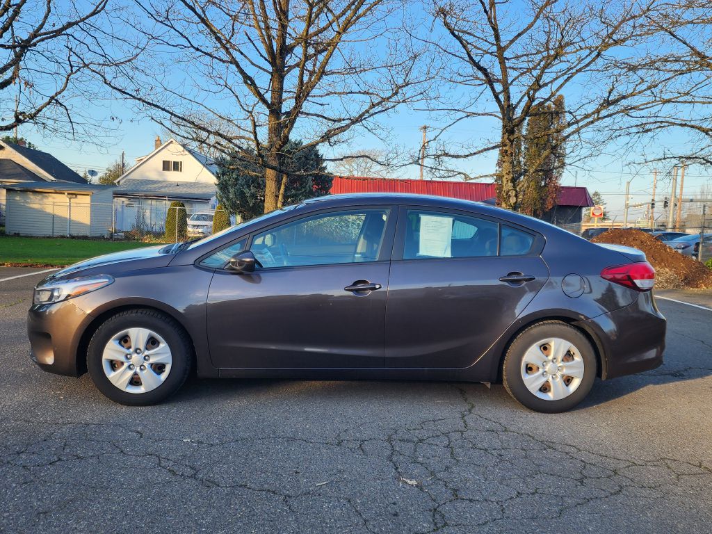 Photo 8 of this KIA FORTE