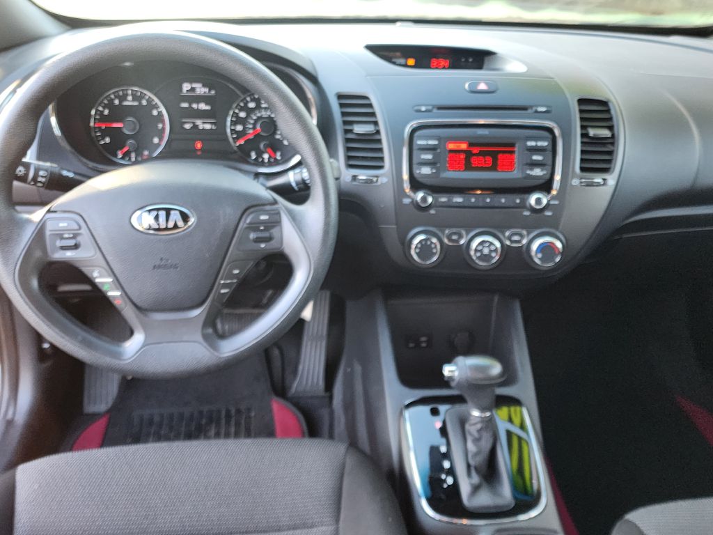 Photo 12 of this KIA FORTE
