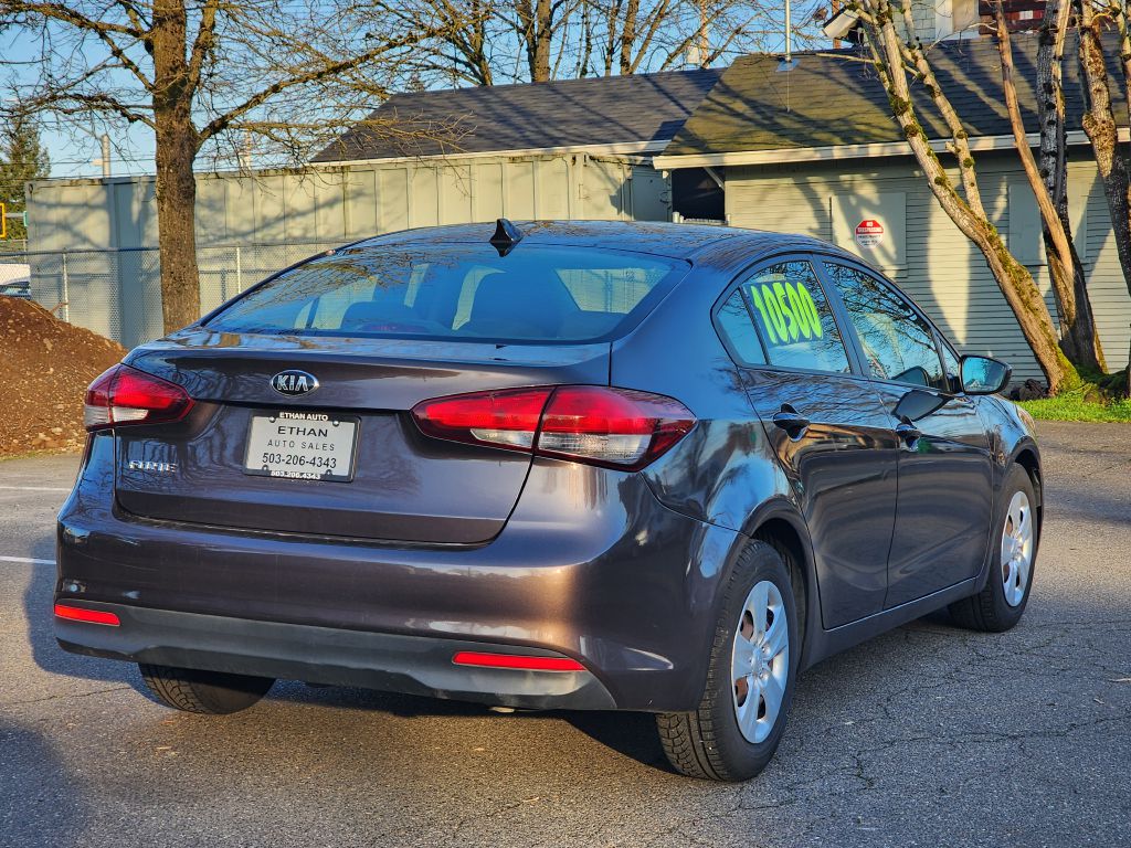Photo 4 of this KIA FORTE