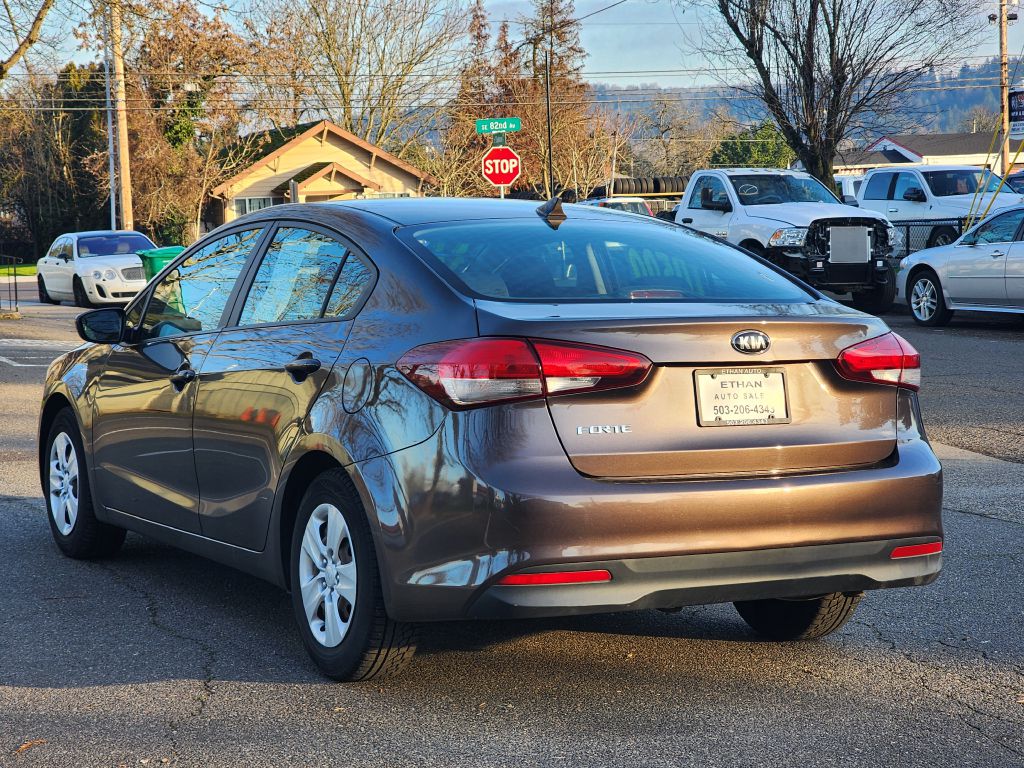 Photo 6 of this KIA FORTE