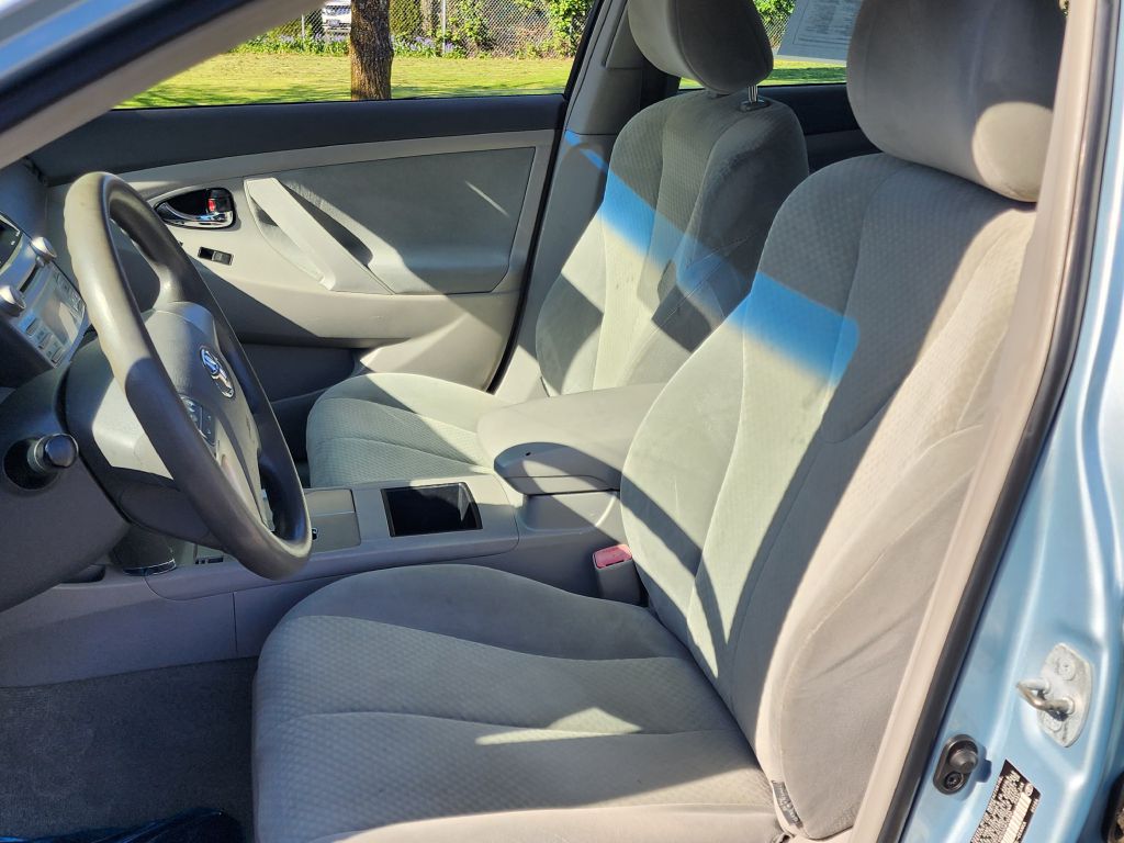 Photo 11 of this TOYOTA CAMRY