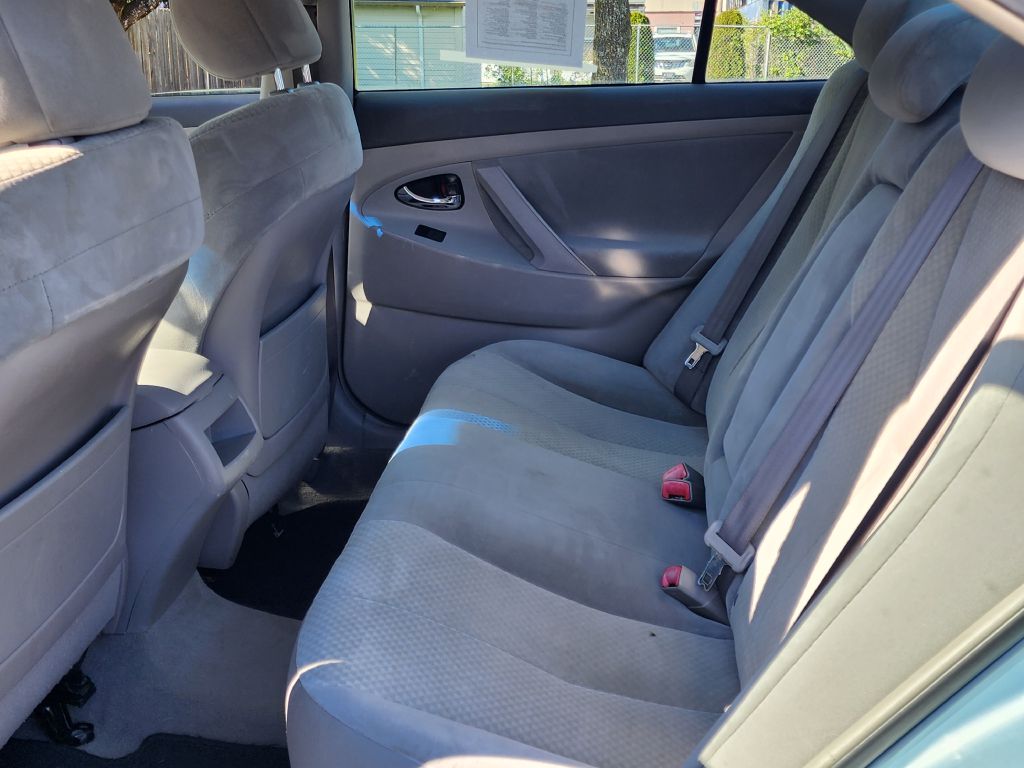 Photo 12 of this TOYOTA CAMRY
