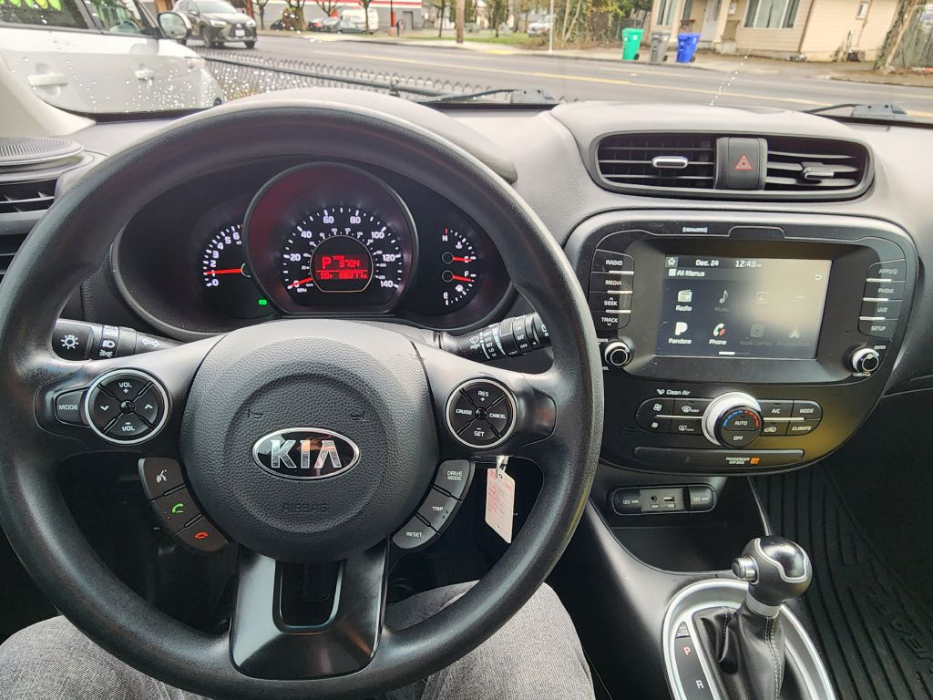Photo 12 of this KIA SOUL
