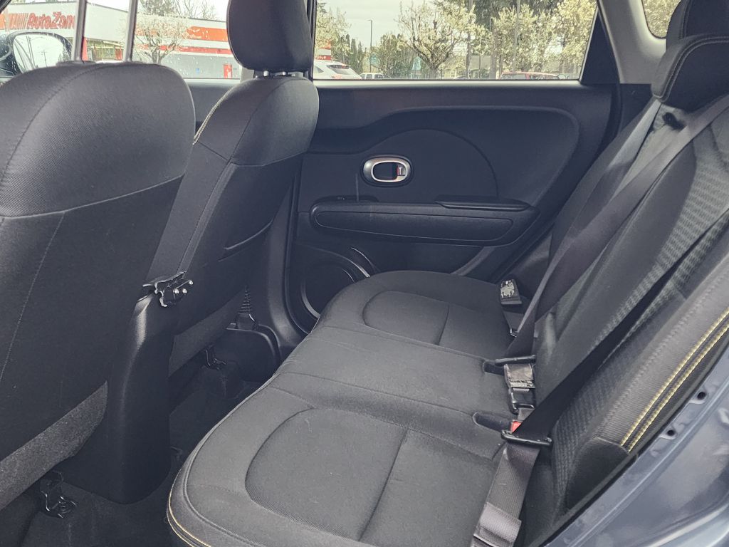 Photo 12 of this KIA SOUL