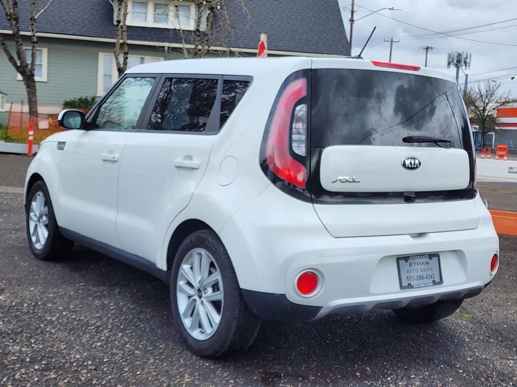 Photo 6 of this KIA SOUL