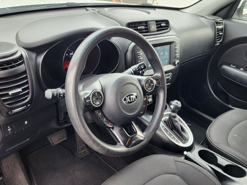 Photo 9 of this KIA SOUL