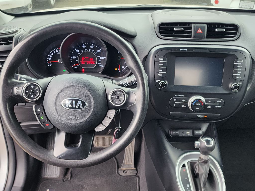 Photo 13 of this KIA SOUL