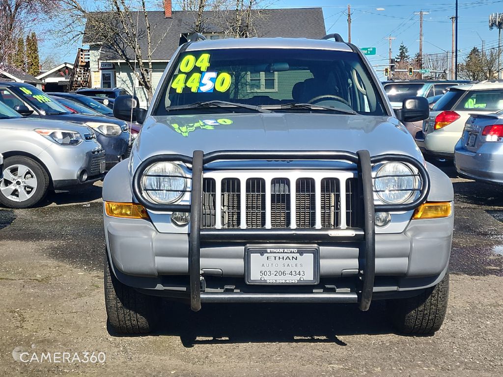 Photo 2 of this JEEP LIBERTY