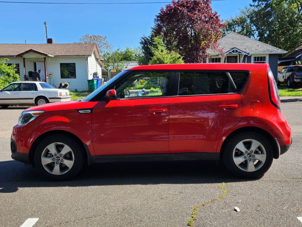 Photo 8 of this KIA SOUL
