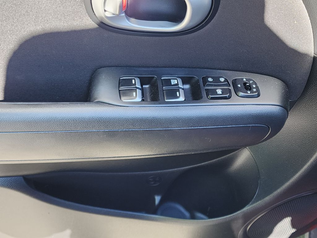 Photo 10 of this KIA SOUL