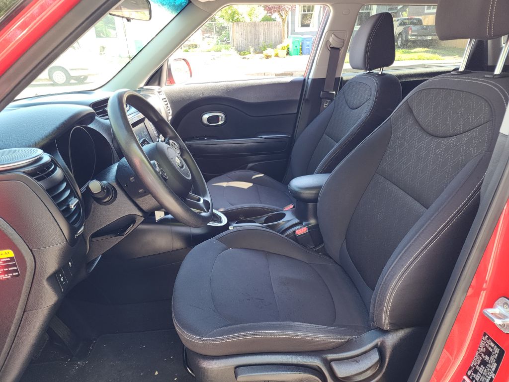 Photo 11 of this KIA SOUL