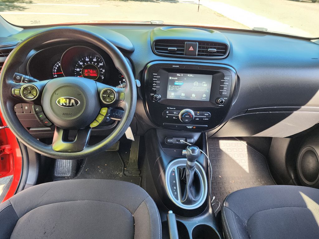 Photo 13 of this KIA SOUL