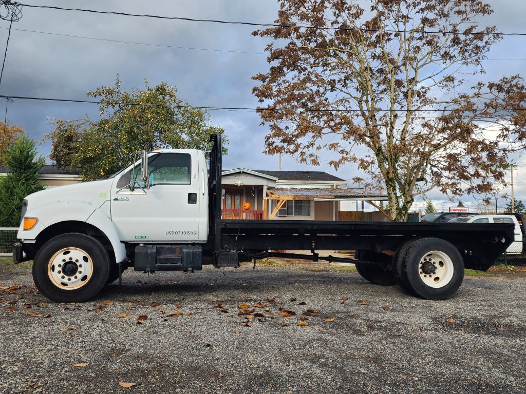 Photo 7 of this FORD F650