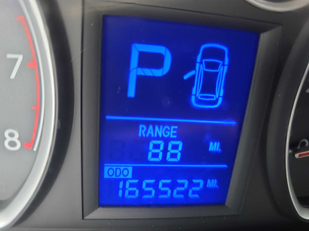 Photo 10 of this HYUNDAI ELANTRA TOURING