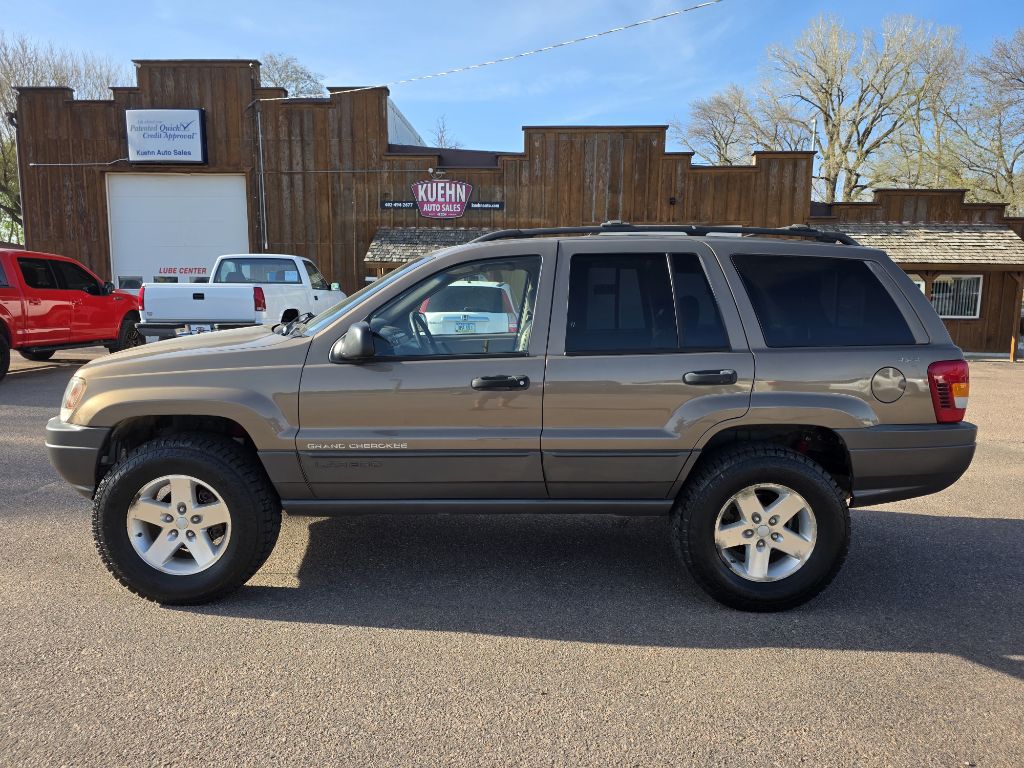 Photo 2 of this JEEP GRAND CHEROKEE