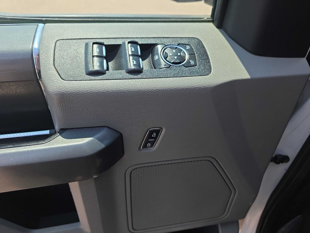 Photo 8 of this FORD F150
