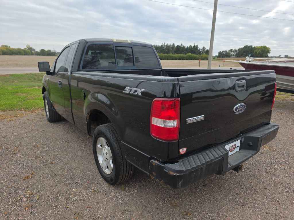 Photo 3 of this FORD F150