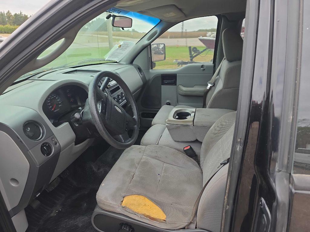 Photo 8 of this FORD F150