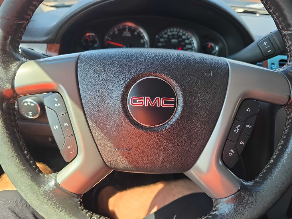 Photo 11 of this GMC SIERRA