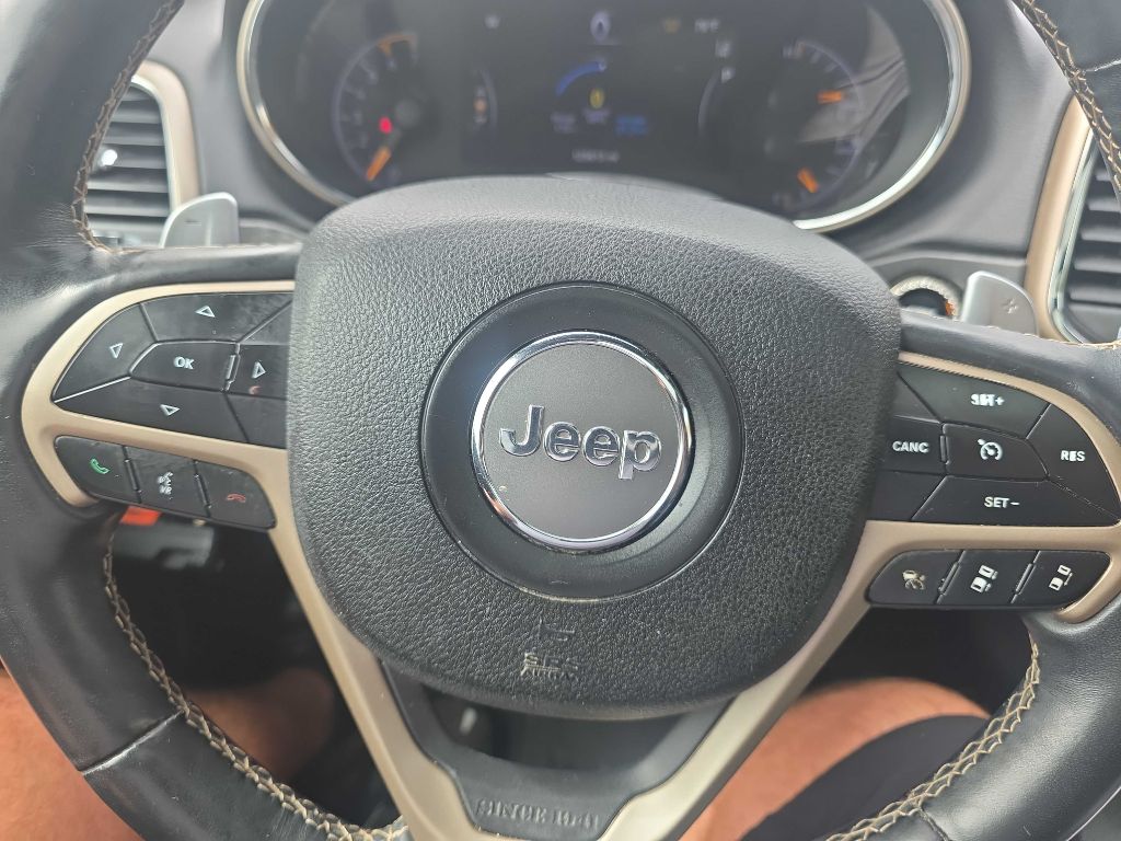 Photo 14 of this JEEP GRAND CHEROKEE