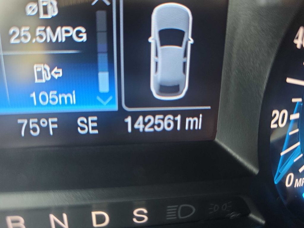 Photo 10 of this FORD FUSION
