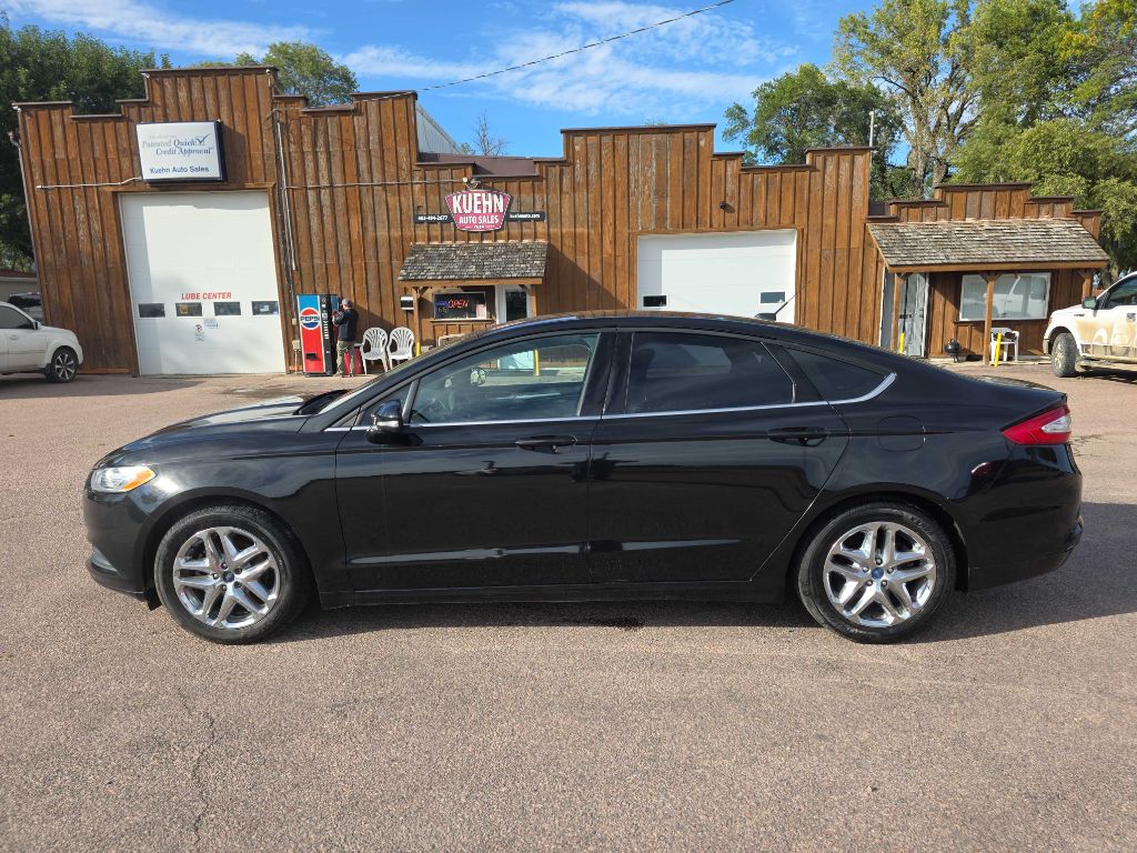 Photo 2 of this FORD FUSION