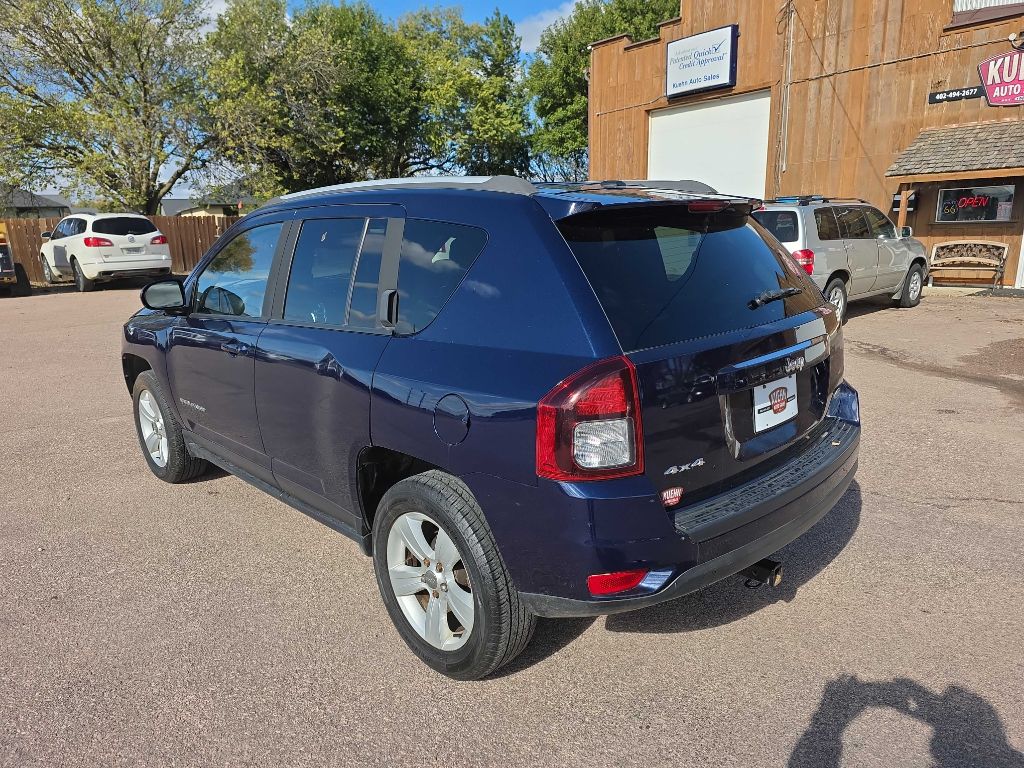 Photo 2 of this JEEP COMPASS