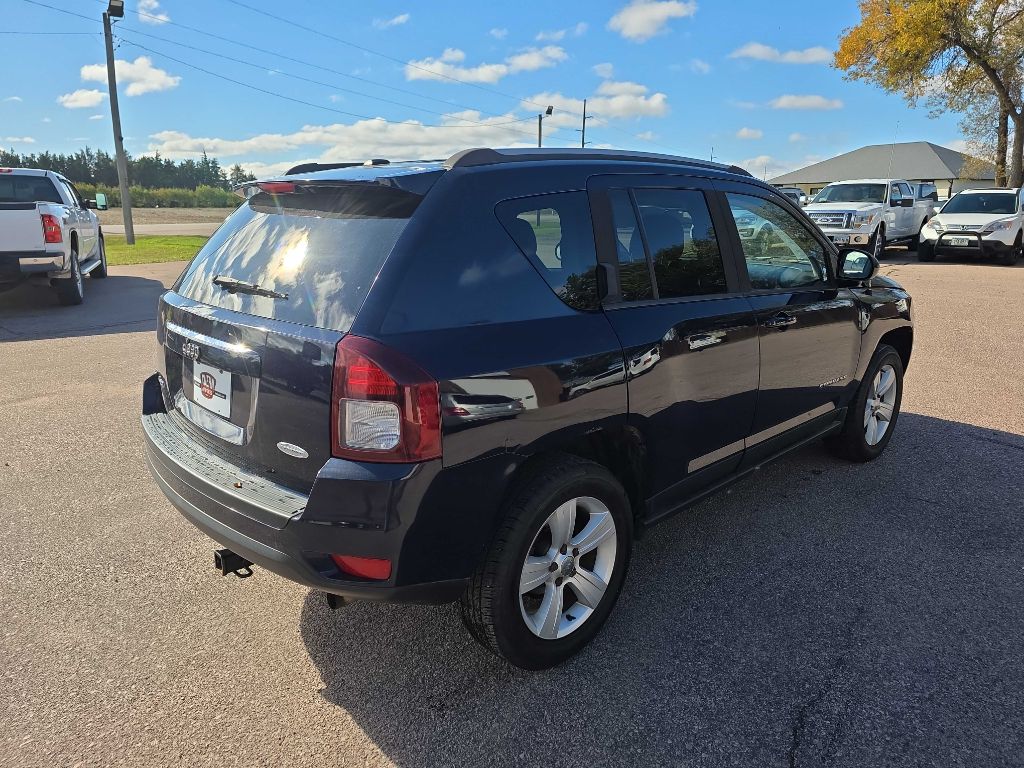 Photo 5 of this JEEP COMPASS