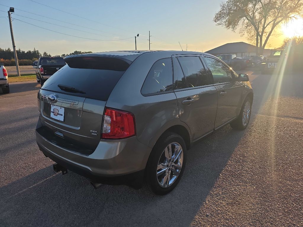 Photo 2 of this FORD EDGE