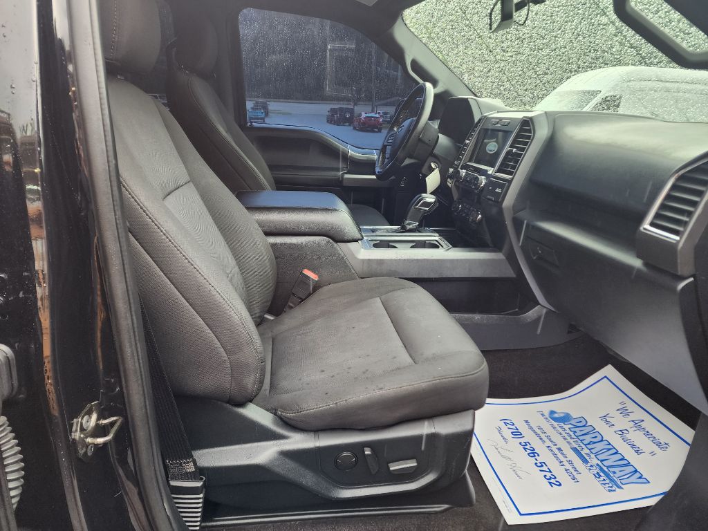 Photo 6 of this FORD F-150