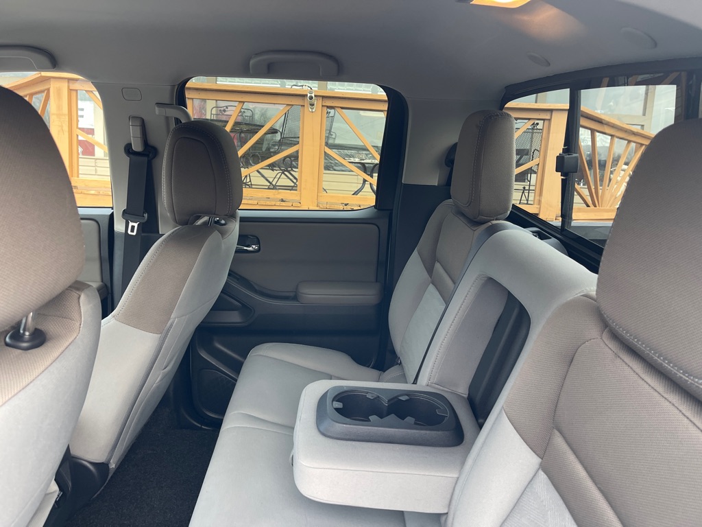 Photo 15 of this NISSAN FRONTIER