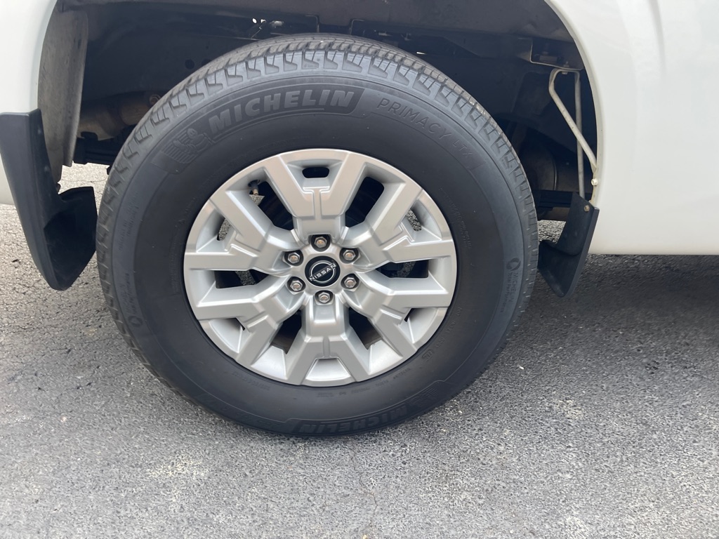 Photo 18 of this NISSAN FRONTIER